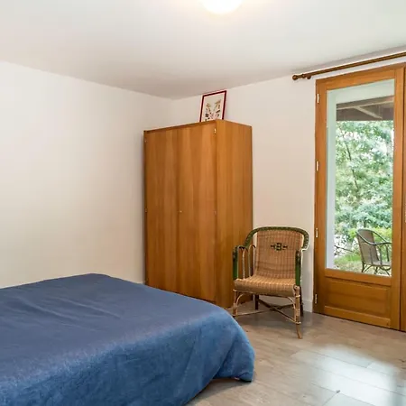 Le Menez Avec Vue Sur Le Marin Pour 10 Personnes Holiday home